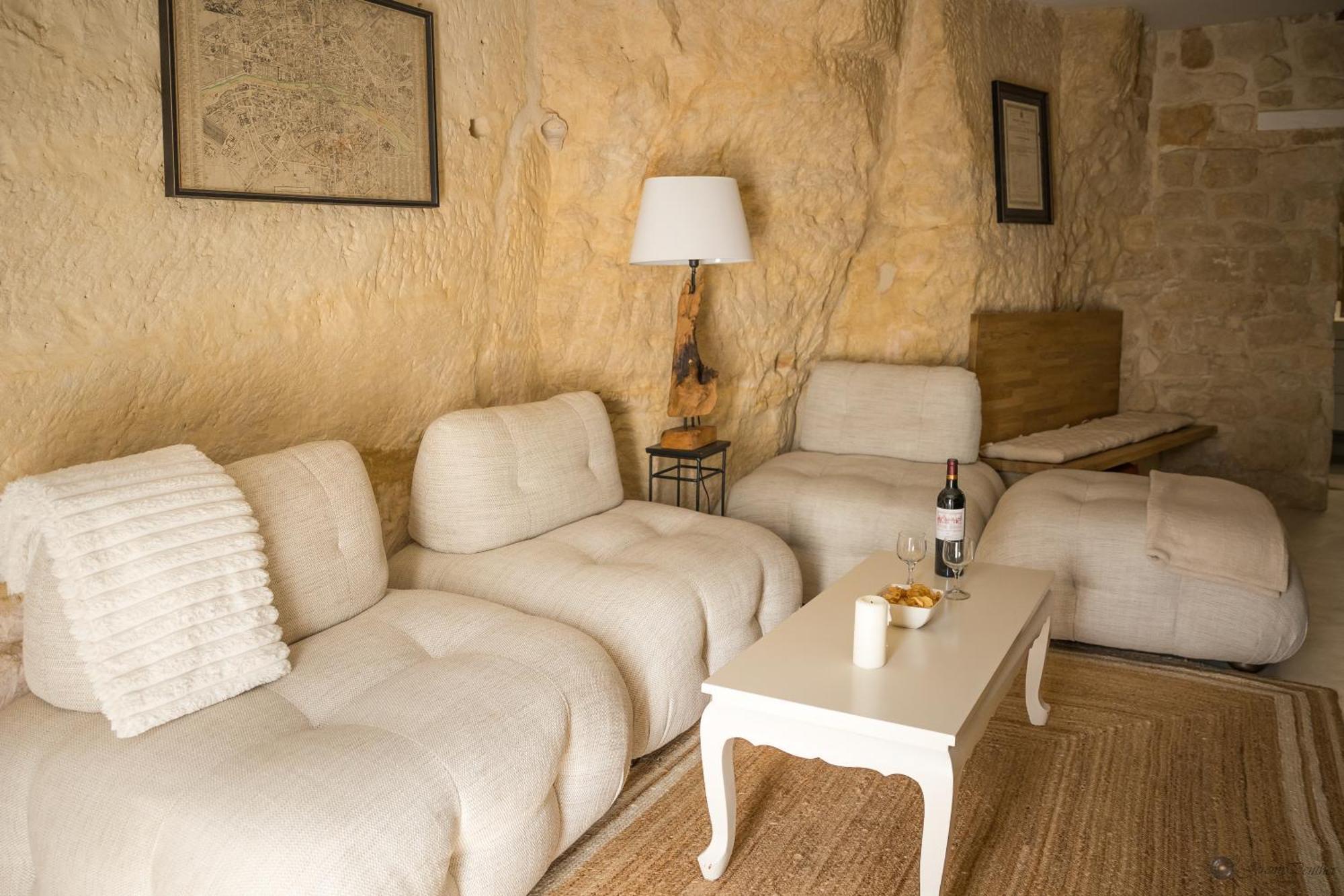 Chez Millouz - Triplex Semi-Troglodyte Apartment Pontoise Exterior photo